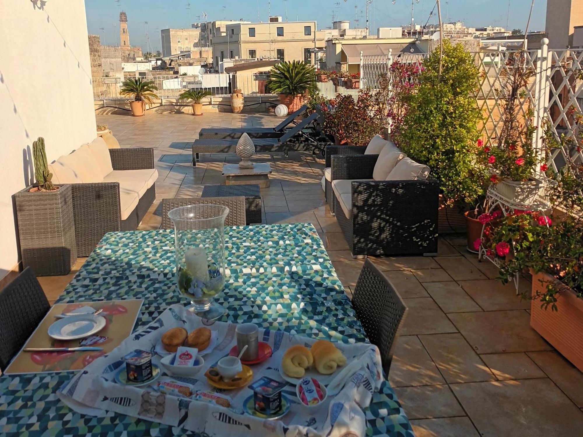 B&B Ai Due Santi Lecce Exterior foto